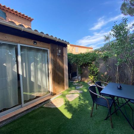Agreable Studio Proche Sttropez Piscine Et Tennis Gassin Luaran gambar